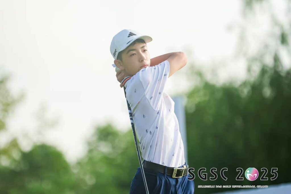 秋田県ジュニアゴルフアカデミー藤田慶吾選手。日本代表として日中親善中学校ゴルフ対抗戦、個人戦3位、団体戦優勝